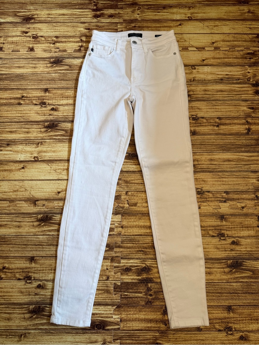 Judy Blue White Skinny Jeans